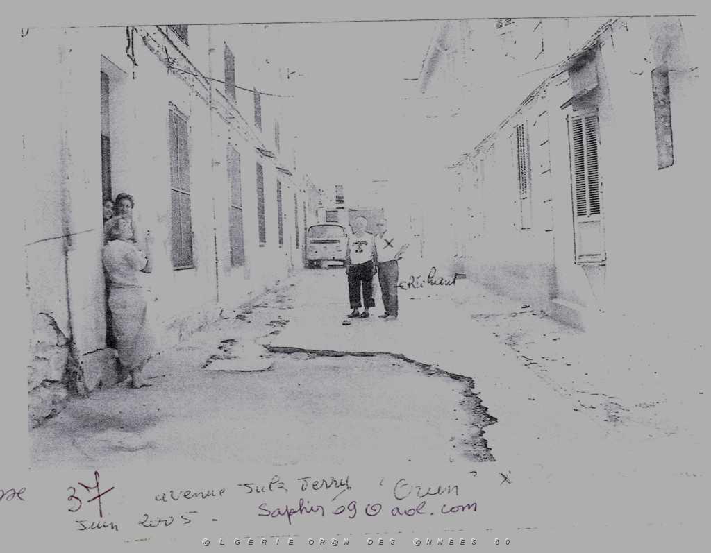 FAMILLE 19XX 205.JPG